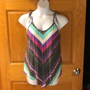 Handkerchief cut tank top